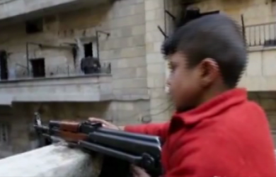 AK-47, 'Mainan' Anak-anak Suriah
