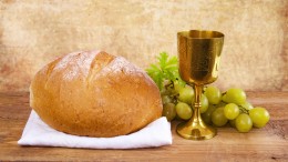 Kamis Putih, Peringatan Perjamuan Terakhir Yesus Kristus