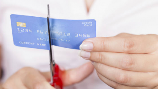 Wajib Baca JIka Ingin Tahu Mengapa Kartu Kredit Dibilang Mengerikan