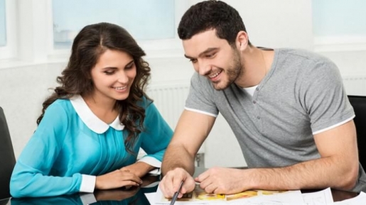 Ngatur Keuangan Dalam Pernikahan Penting Lho. Ikuti 4 Cara Ini Biar Keuanganmu Aman.