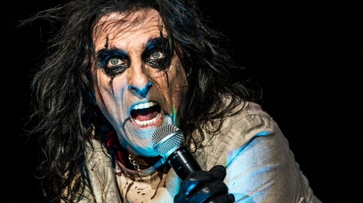 Musisi Rocker Alice Cooper  : Karena  Iman Dalam Yesus Membuat Saya Lepas Dari Alkohol