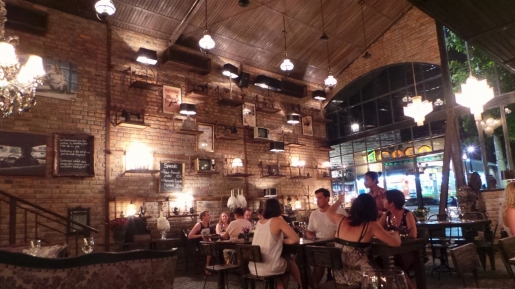 3 Café dan Restoran Ciamik Ini,Bikin Kamu Pengen Lama-Lama Liburan di Bali!