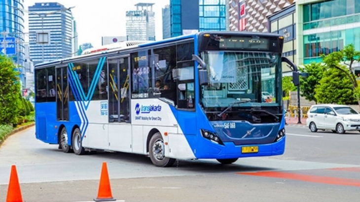 Transjakarta kembali memperpanjang jam operasional menjadi 24 Jam