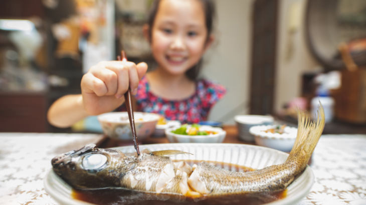 Moms Harus Tahu, Anak bisa punya IQ tinggi dan Tidur Nyenyak Kalau Suka Makan Ikan