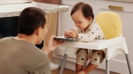 9 Tips Untuk Ayah Baru dapat Menjalin Ikatan dengan Bayinya