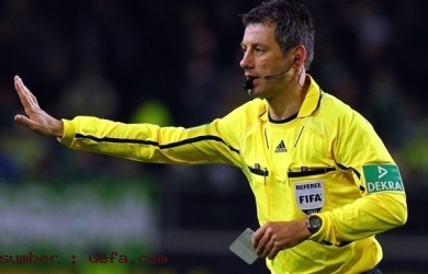 Liga Champions 2013 : Inilah Wasit Laga PSG vs Barcelona