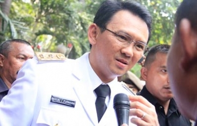 Ahok Sarankan Mendagri Belajar Konstitusi