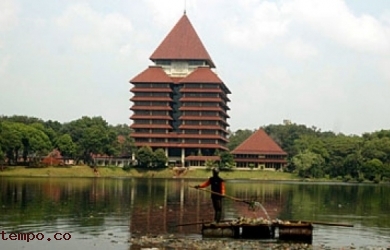 KPK Geledah Gedung Rektorat Universitas Indonesia