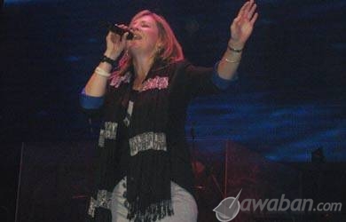 Divonis Kanker, Darlene Zschech Tetap Tulis Lagu