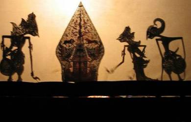 Gereja Katolik Adakan Pagelaran Wayang Kulit Semalam Suntuk