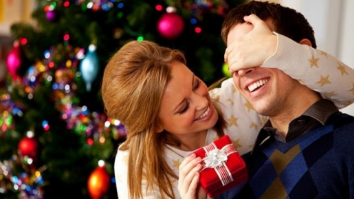 7 Tradisi Natal Bermakna Bagi Suami-Istri (2/2)