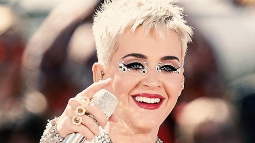 Haleluya,  Bintang Pop Dunia Katy Perry Akhirnya Kembali Percaya Pada Tuhan