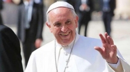 Paus Fransiskus: Gereja Katolik Terbuka untuk Kaum LGBT, Tapi...