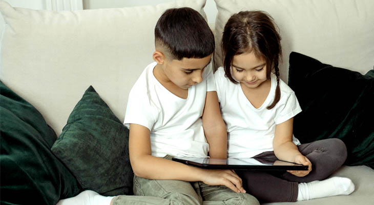 Ternyata Ini 8 Hal Penting Tentang Keterampilan Digital yang Harus Dikuasai Anak!