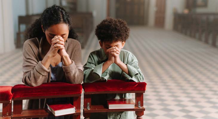 Tips Mudah Mengajarkan Anak Firman Tuhan Setiap Hari
