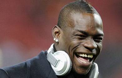 Mario Balotelli Akhirnya Akui Dirinya Miliki Seorang Anak