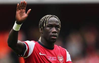 Milan Dan Napoli Rebutan Bacary Sagna