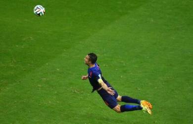 Van Persie Man Of The Match Spanyol vs Belanda