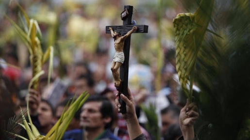 Umat Kristiani Dunia Rayakan Minggu Palma