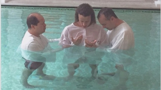 David Luiz Jalani Prosesi Baptis Selam
