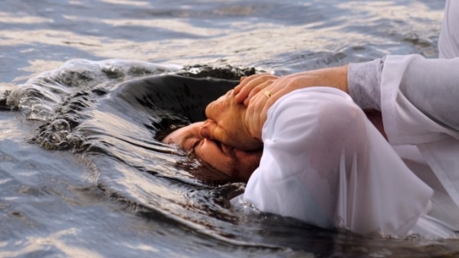 Ya Ampun, Enam Anak Tewas Tenggelam Saat Dibaptis di Sungai!