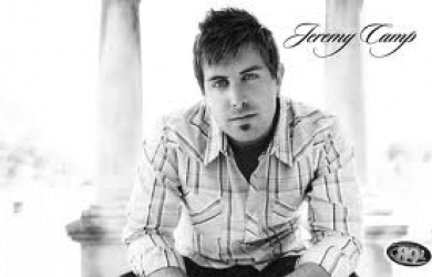 Jeremy Camp Hibur Anak-Anak Yatim di Ukraina