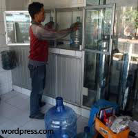 Waspada, Air Minum Isi Ulang Tidak Sehat di Jakarta