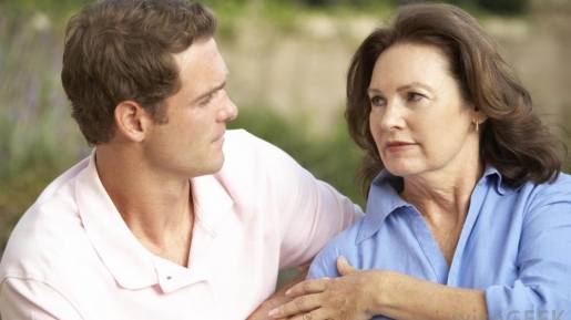 Suami Masih ‘Lengket’ Sama Mertua? Ini Langkah Yang Bisa Istri Lakukan