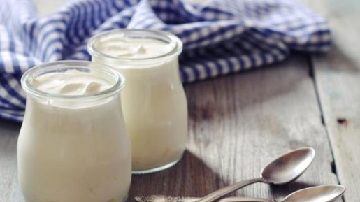 Nggak Cuma Yummy, Yoghurt Juga Punya 6 Kebaikan Ini, Lho