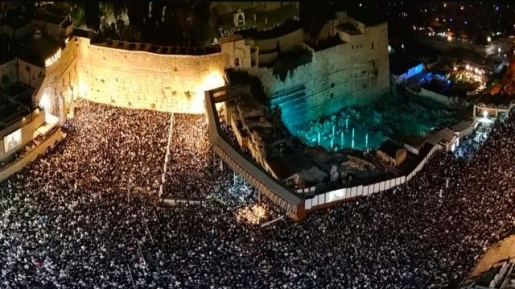 Rayakan Yom Kippur, Ribuan Yahudi Berdoa Dan Berpuasa