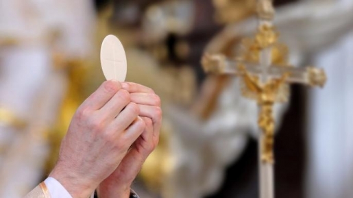 Jumlah Pastor Di Irlandia Kerap Menurun, Gereja Katolik Impor Pastor Dari Negara Lain