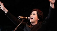 Tutup Usia, Dolores O’Riordan Tentang Karya Musik Dan Perjalanan Spiritualnya