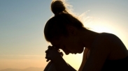 Merasa Doa Nggak Didengar Tuhan?7 Ayat Ini Ungkapkan Kesalahan Kita Saat Berdoa
