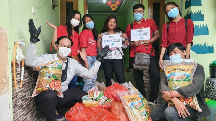 #LoveInAction Komunitas Superyouth Aktif Bagikan Paket Sembako ke Seluruh Indonesia