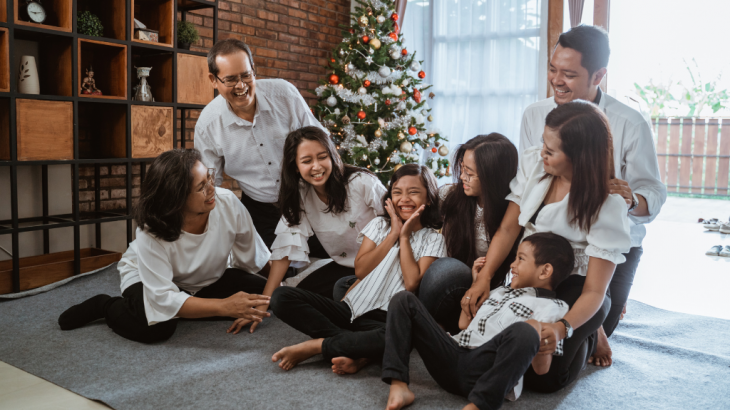 Catat! 4 Topik Pembicaraan yang Ga Boleh Dibahas Saat Kumpul Keluarga Khususnya Saat Natal