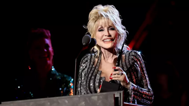 Dolly Parton: Iman Saya Mempengaruhi Semua yang Saya Lakukan Termasuk Dalam Karir