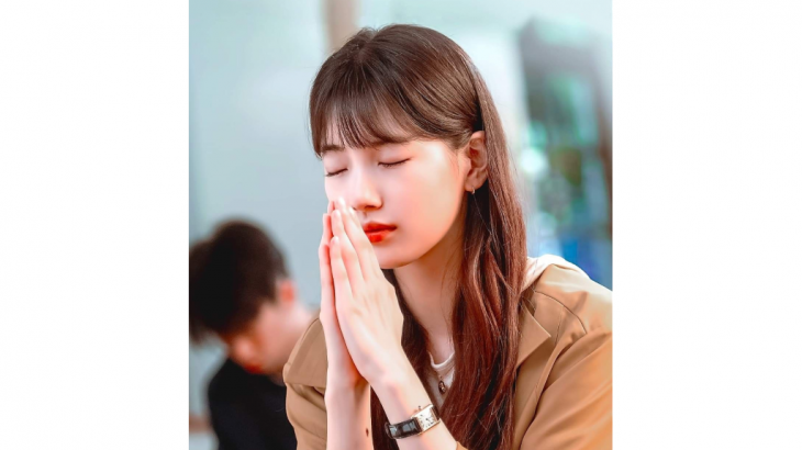 bae suzy praying