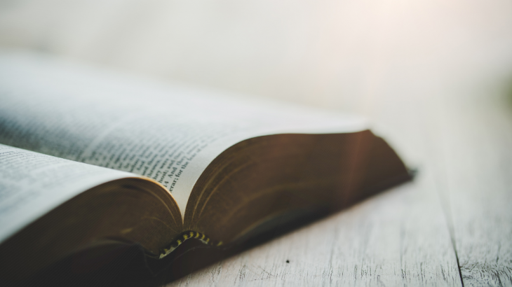 5 Bahan Khotbah Kristen untuk Menguatkan Iman Jemaat