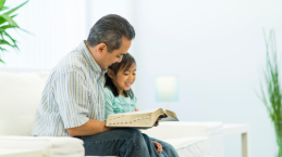 Mengapa Anak Perlu Belajar Menghafal Ayat Alkitab?