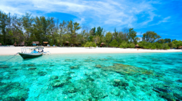 5 Pantai Terbaik di Batam yang Wajib Anda Kunjungi Setidaknya Sekali Seumur Hidup!