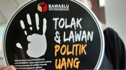 Bawaslu Tomohon Pimpin Perlawanan Terhadap Politik Uang dengan Mengajak Warga Gereja