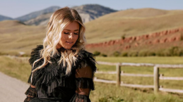 Penyanyi Kristen Anne Wilson Luncurkan Lagu Rohani Baru 'Songs about Whiskey', Penasaran?