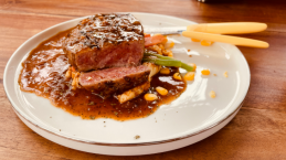 Meltique Beef: Daging Sapi yang Mirip Wagyu, Amankah Dikonsumsi?