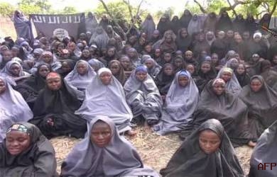 Boko Haram Tunjukkan Para Gadis yang Diculik