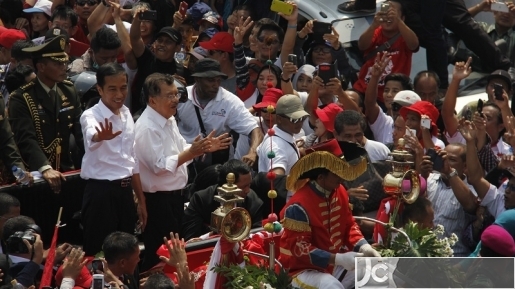 Berita Foto : Kisah Penyambutan Jokowi di Bundaran HI
