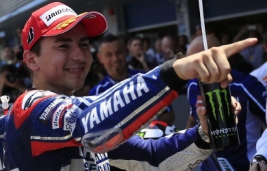 Tes Ketiga Hari 1 MotoGP 2014 : Lorenzo Jadi yang Tercepat