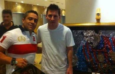 Lukisan Kristal Senilai Rp 500 Miliar Dihadiahi Untuk Messi