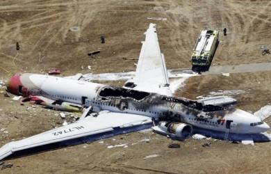 Sebut Pengalaman Pertama, Pilot Sebabkan Kejatuhan Boeing 777