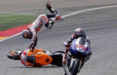 Senggol Pedrosa, Marquez Bakal Dikenai Hukuman?