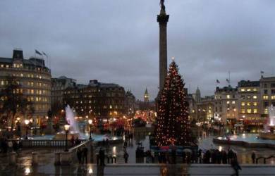 Trafalgar Square, Jantung Kemeriahan Natal di London